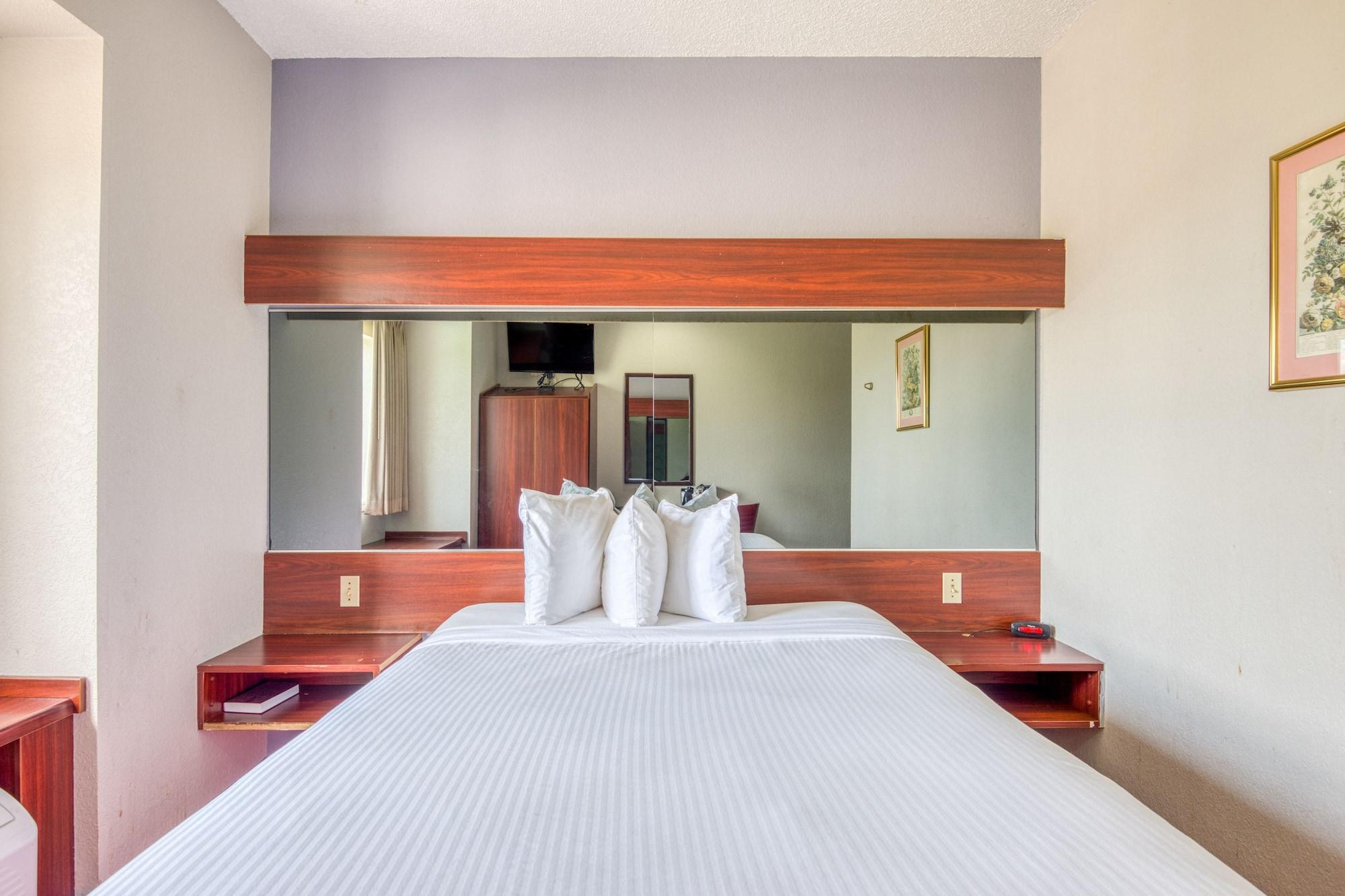 Trident Inn & Suites, Baton Rouge (Adults Only) Prairieville Ngoại thất bức ảnh