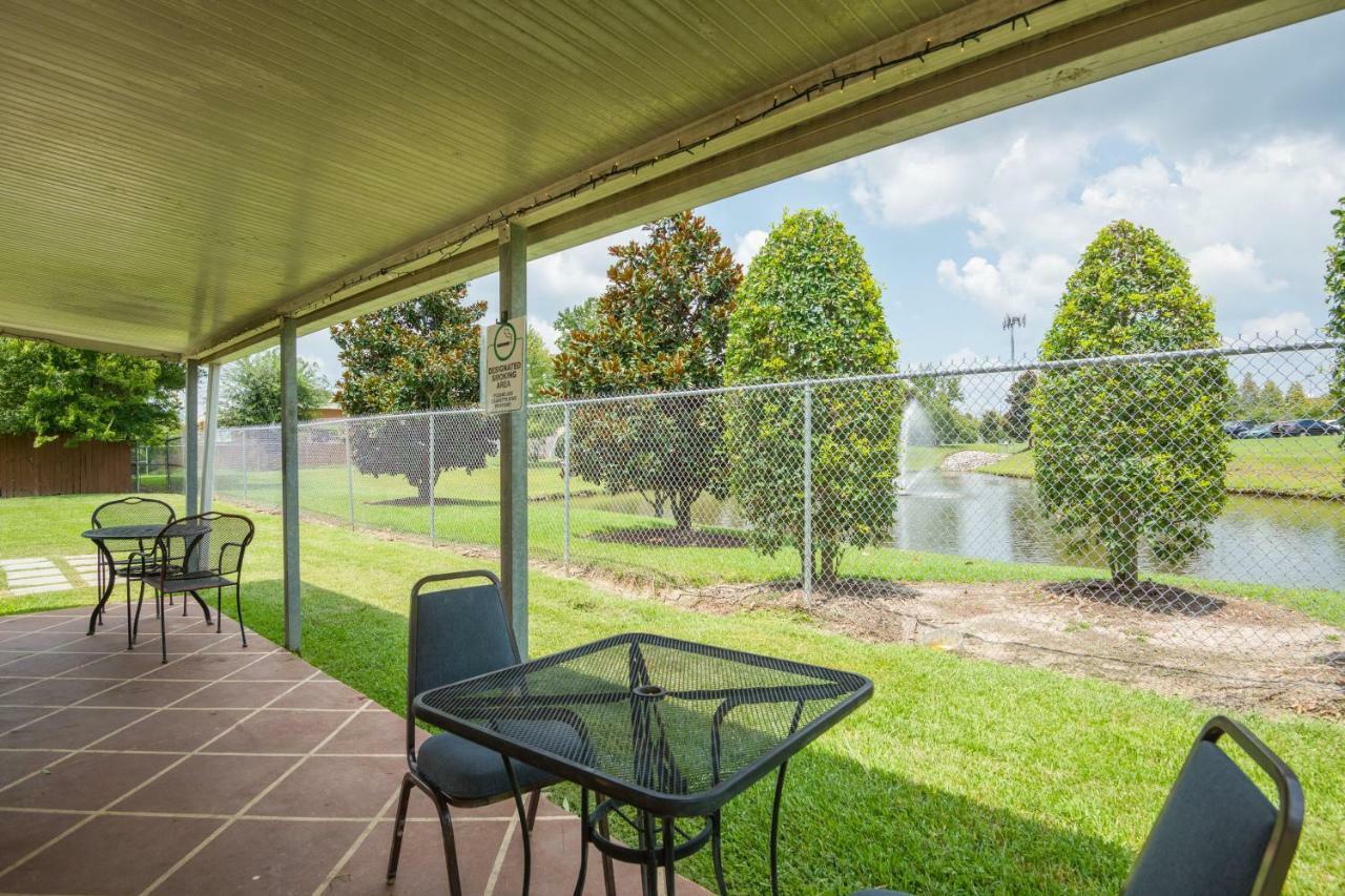 Trident Inn & Suites, Baton Rouge (Adults Only) Prairieville Ngoại thất bức ảnh