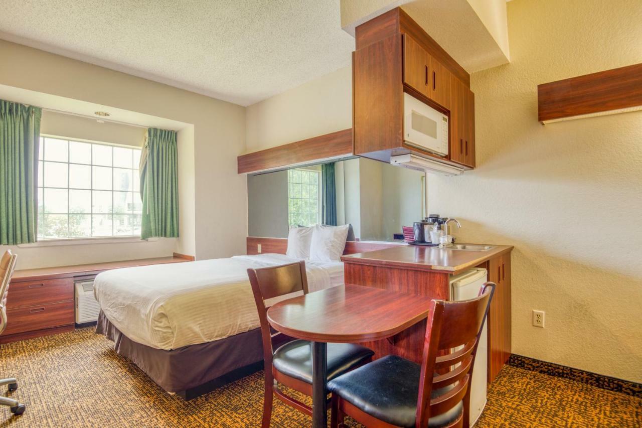 Trident Inn & Suites, Baton Rouge (Adults Only) Prairieville Ngoại thất bức ảnh